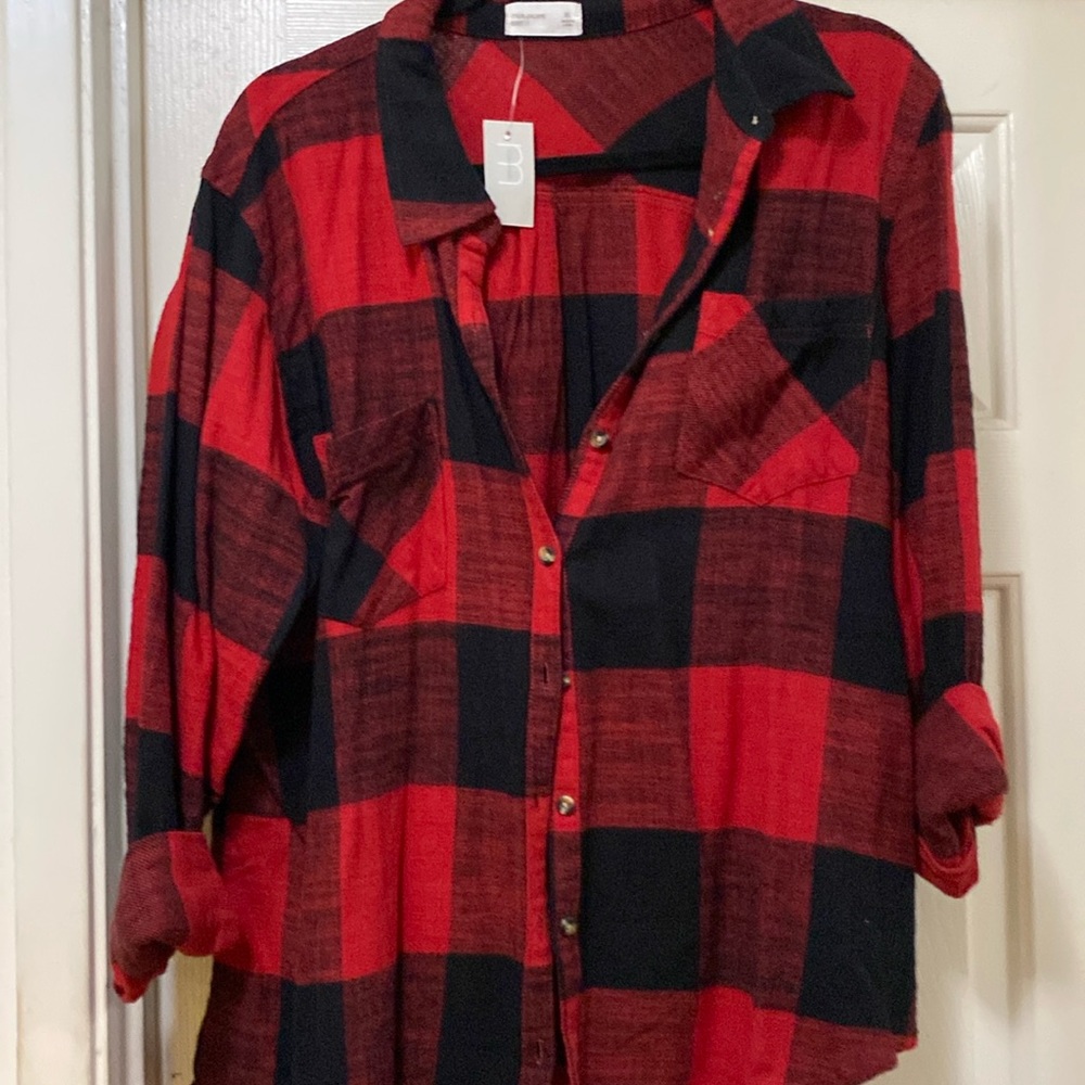 Cute button up shirt